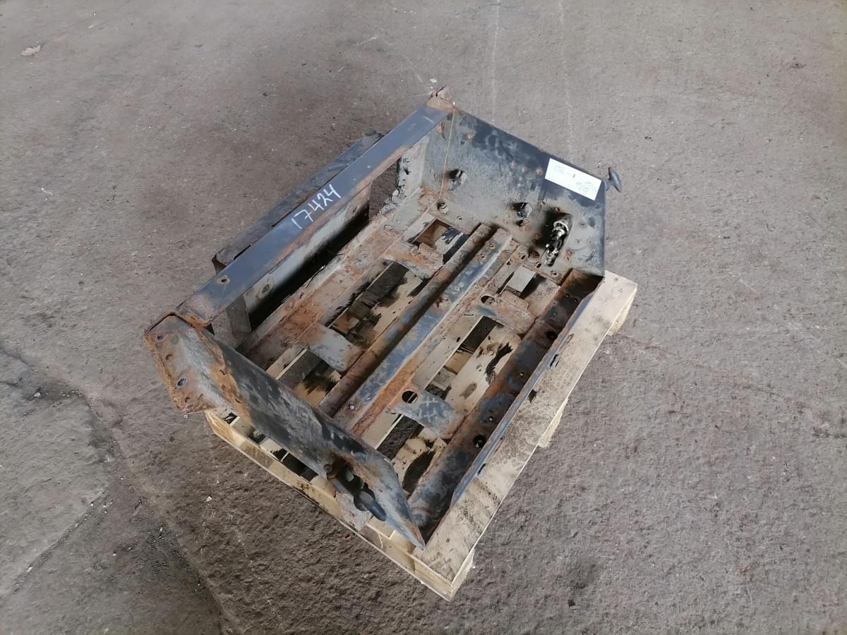 Volvo Battery box 82242298 - Batteri för Lastbil: bild 2 Volvo Battery box 82242298 - Batteri för Lastbil: bild 2