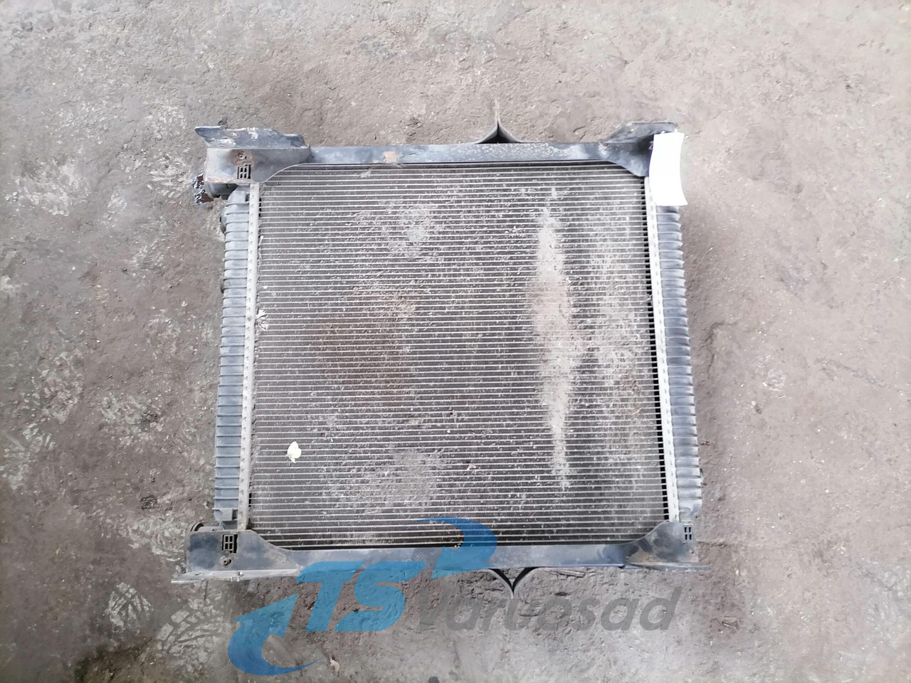 Volvo Cooling radiator 20810099 - Kylare för Lastbil: bild 2 Volvo Cooling radiator 20810099 - Kylare för Lastbil: bild 2