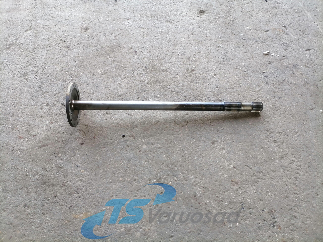 Volvo Drive shaft 20815246 - Drivaxel för Lastbil: bild 1 Volvo Drive shaft 20815246 - Drivaxel för Lastbil: bild 1