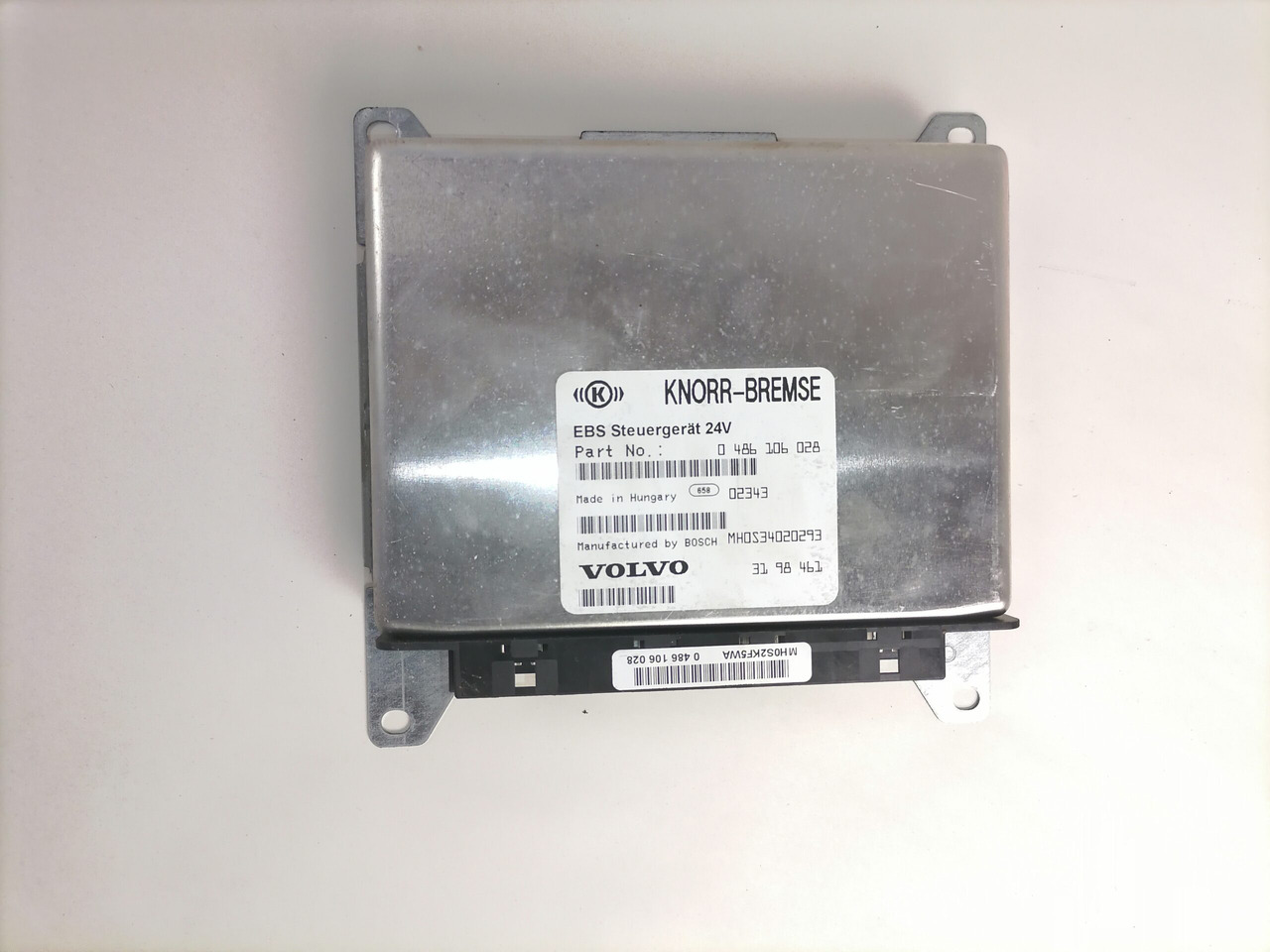 Volvo EBS control unit 3198461 - Kontrollenhet för Lastbil: bild 2 Volvo EBS control unit 3198461 - Kontrollenhet för Lastbil: bild 2