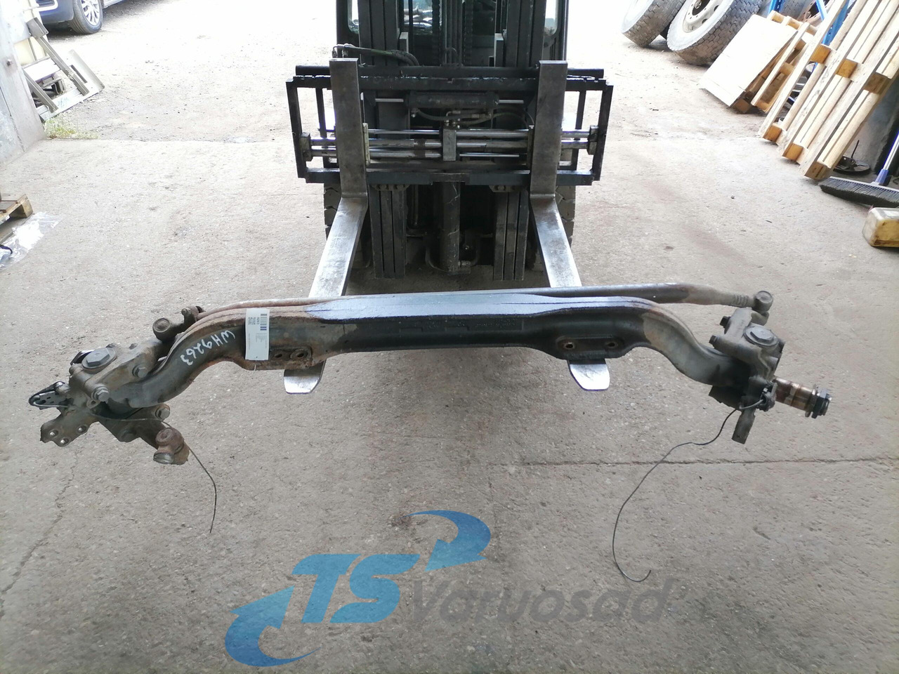 Volvo First axel housing 1026668 - Framaxel för Lastbil: bild 1 Volvo First axel housing 1026668 - Framaxel för Lastbil: bild 1