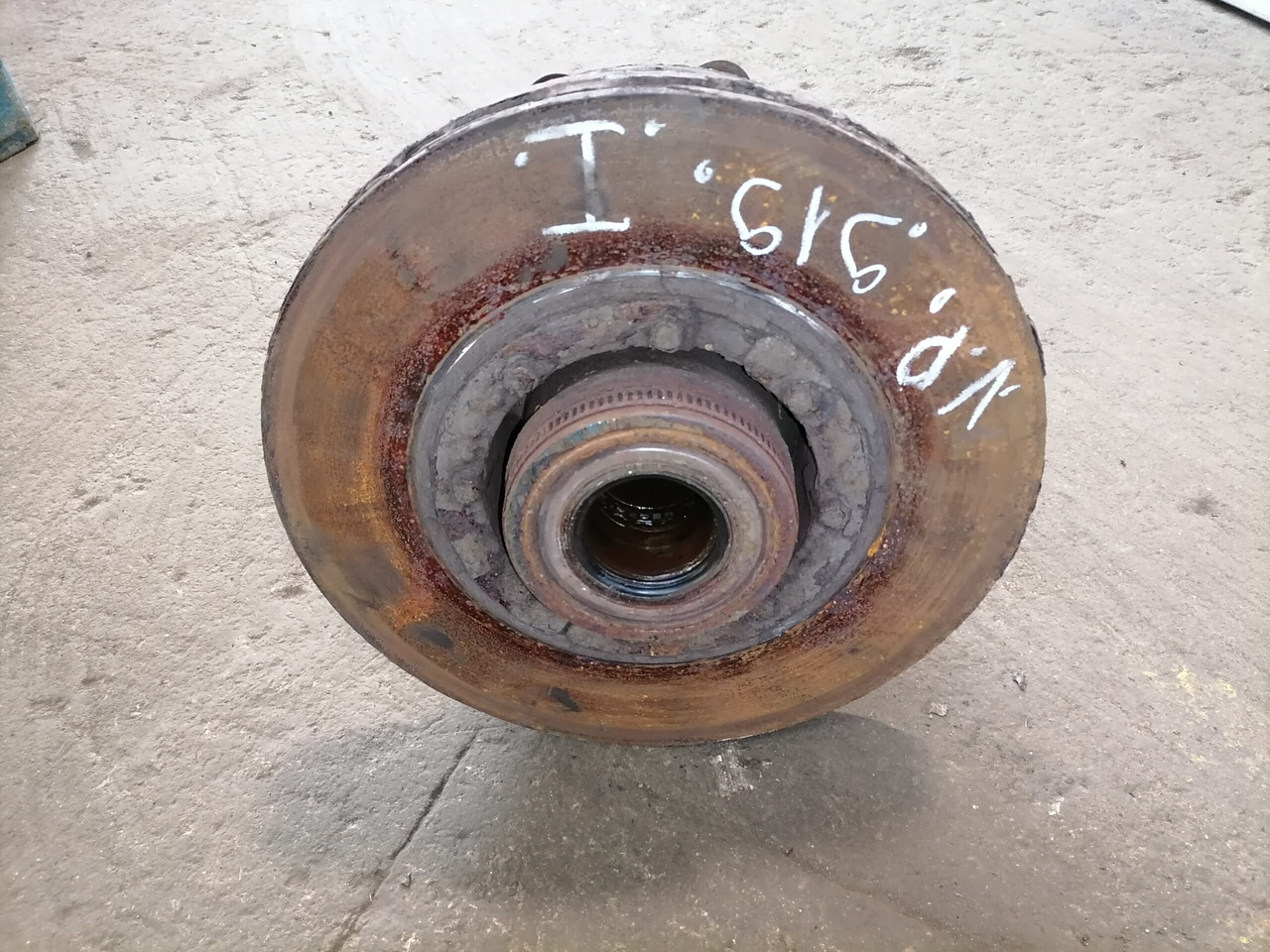Volvo First wheel hub 1026798 - Hub för Lastbil: bild 2 Volvo First wheel hub 1026798 - Hub för Lastbil: bild 2
