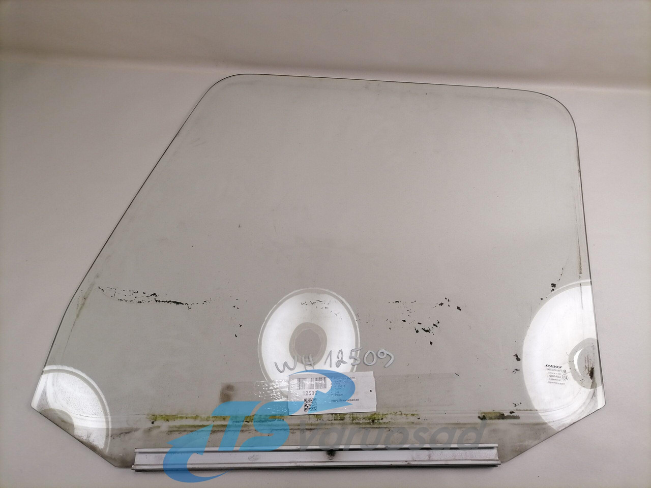 Volvo Küljeklaas, parem 8140913 - Fönster och reservdelar för Lastbil: bild 2 Volvo Küljeklaas, parem 8140913 - Fönster och reservdelar för Lastbil: bild 2