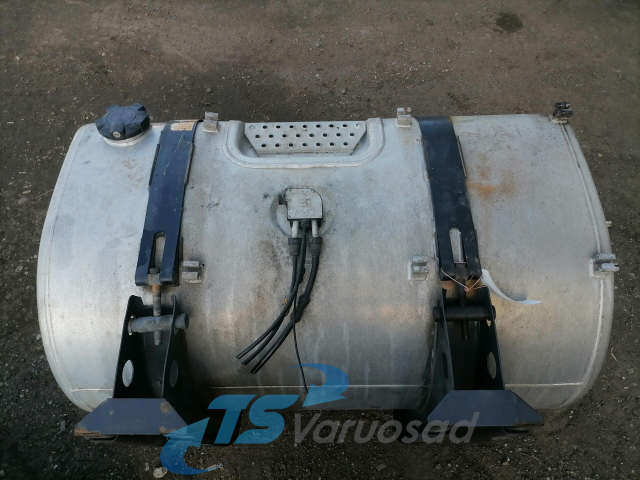 Volvo Kütusepaak 480L 21335677 - Bränsletank för Lastbil: bild 5 Volvo Kütusepaak 480L 21335677 - Bränsletank för Lastbil: bild 5