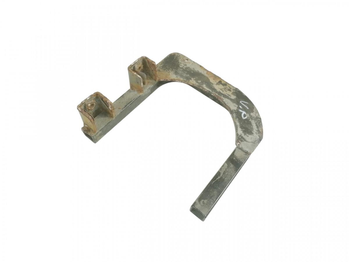 Volvo Mudguard bracket 82158062 - Universaldel för Lastbil: bild 1 Volvo Mudguard bracket 82158062 - Universaldel för Lastbil: bild 1
