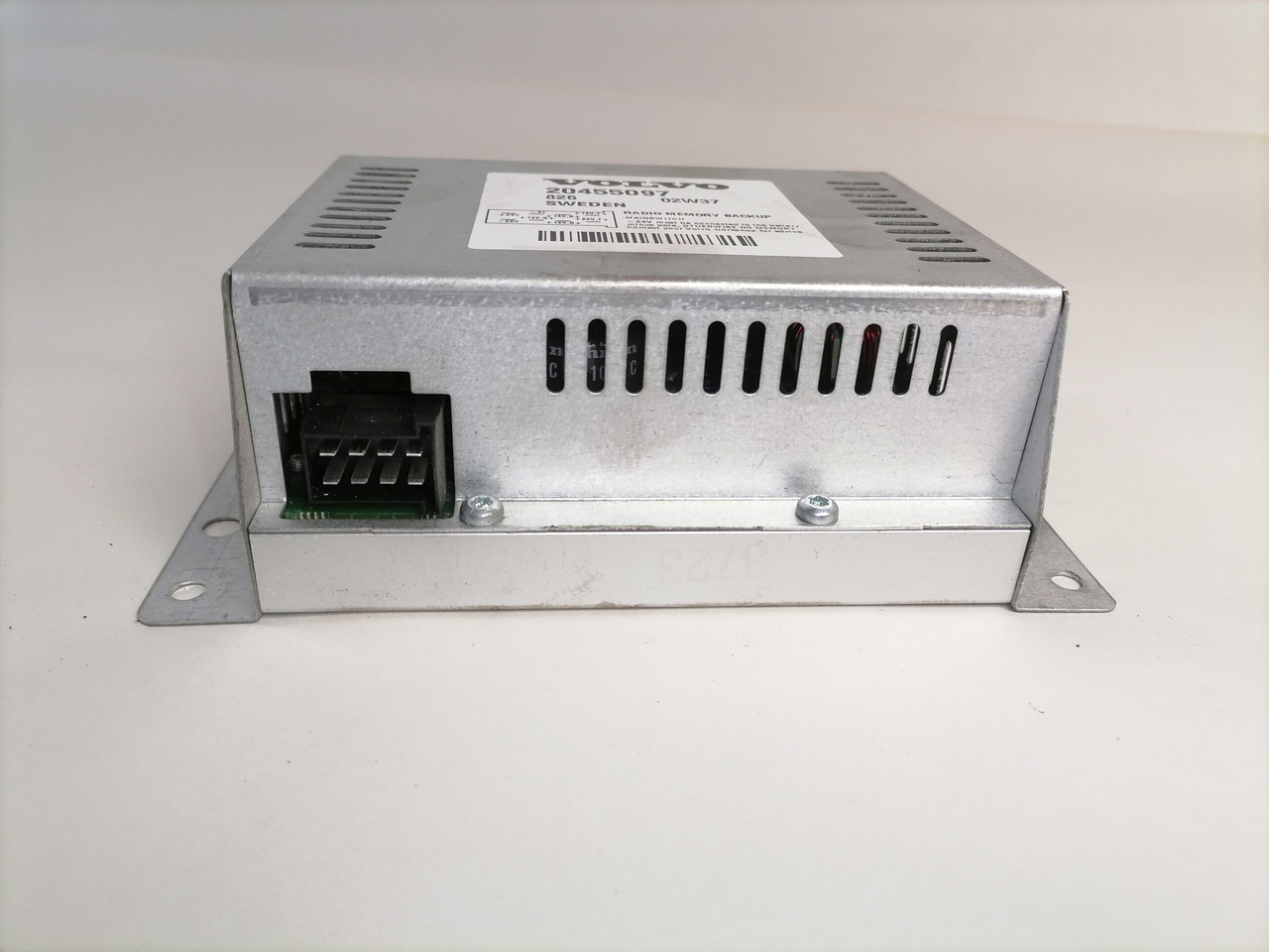 Volvo Radio Memory Backup 20455097 - Kontrollenhet för Lastbil: bild 2 Volvo Radio Memory Backup 20455097 - Kontrollenhet för Lastbil: bild 2