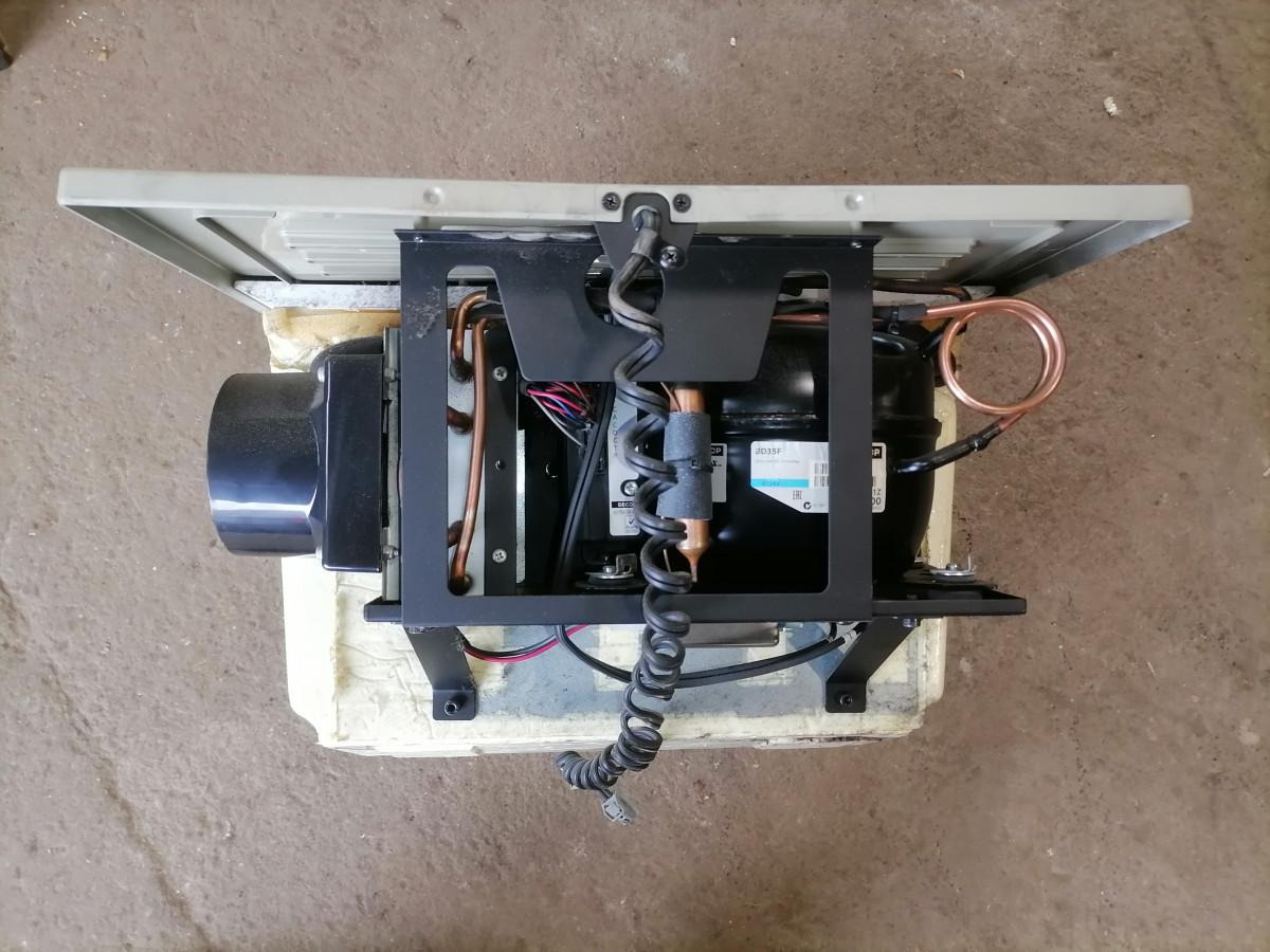 Volvo Refigerator 82174077 - Universaldel för Lastbil: bild 5 Volvo Refigerator 82174077 - Universaldel för Lastbil: bild 5
