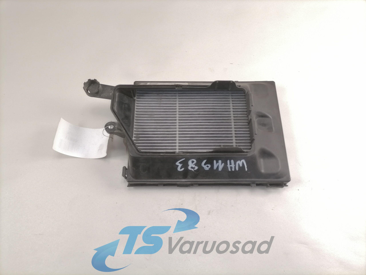 Volvo Salongi õhufiltri korpus 82209789 - Universaldel för Lastbil: bild 3 Volvo Salongi õhufiltri korpus 82209789 - Universaldel för Lastbil: bild 3