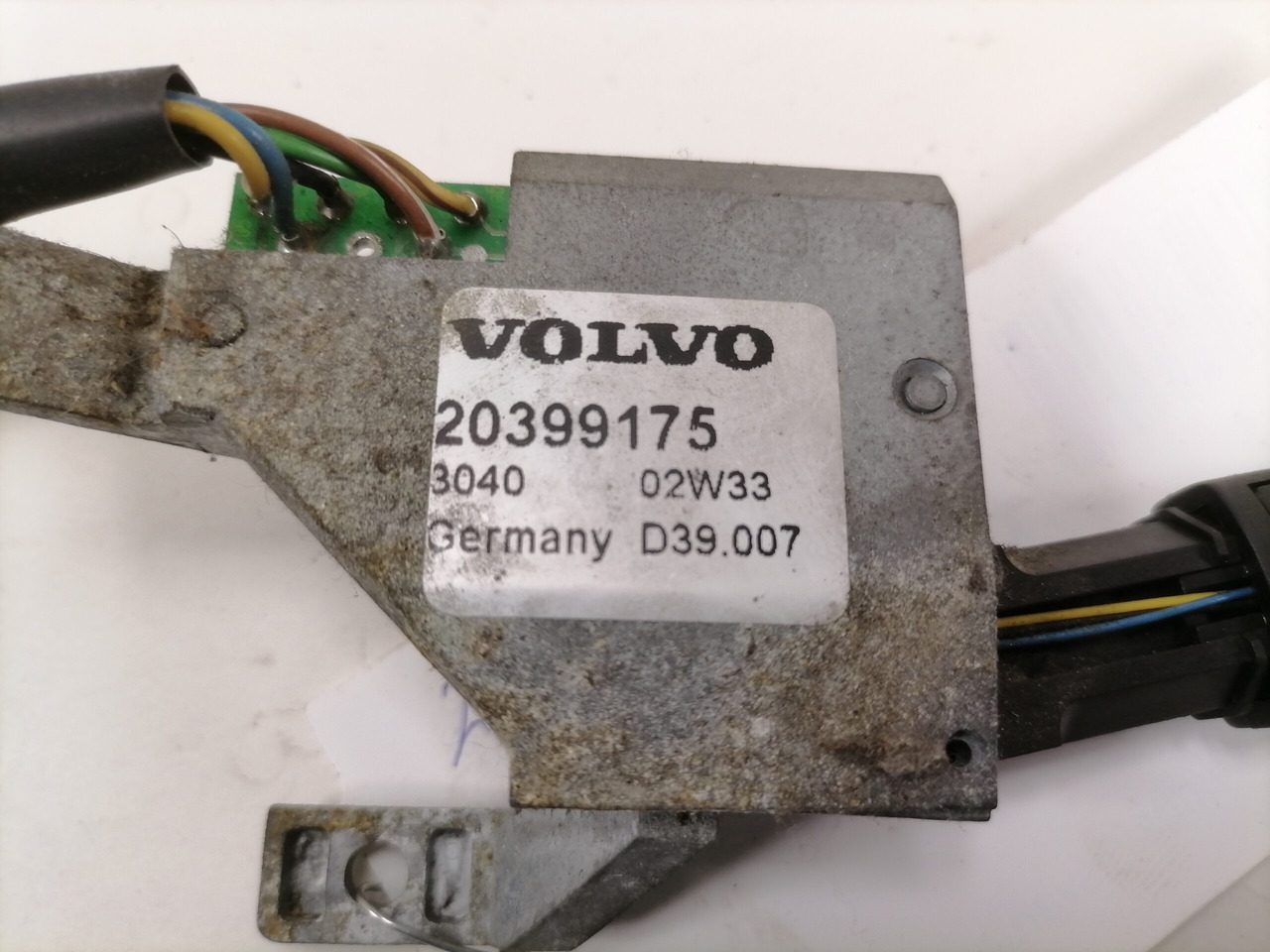 Volvo Switch 20399175 - Elektriskt system för Lastbil: bild 2 Volvo Switch 20399175 - Elektriskt system för Lastbil: bild 2
