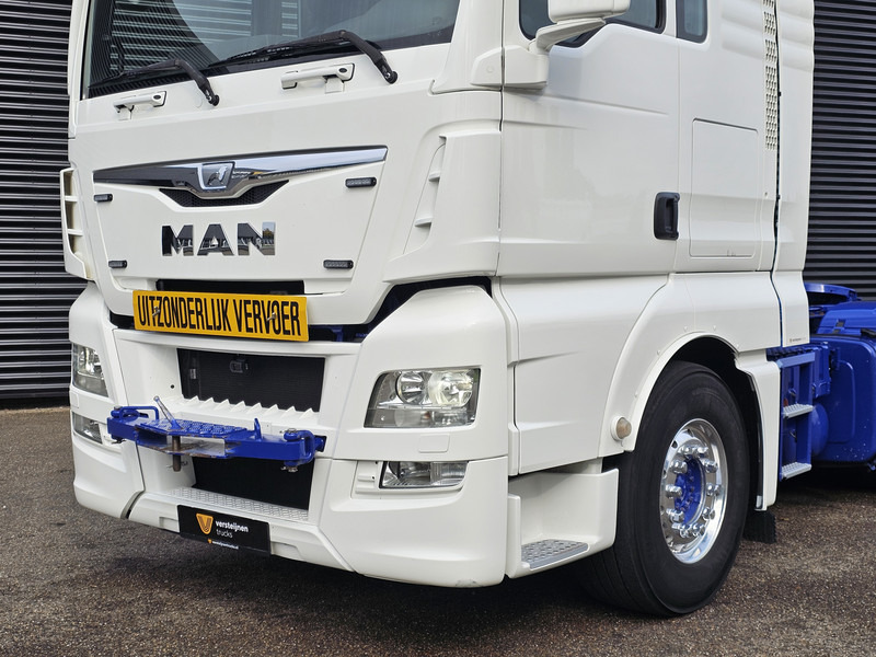 MAN TGX 33.560 6x4 / RETARDER / 464 dkm - Dragbil: bild 5 MAN TGX 33.560 6x4 / RETARDER / 464 dkm - Dragbil: bild 5