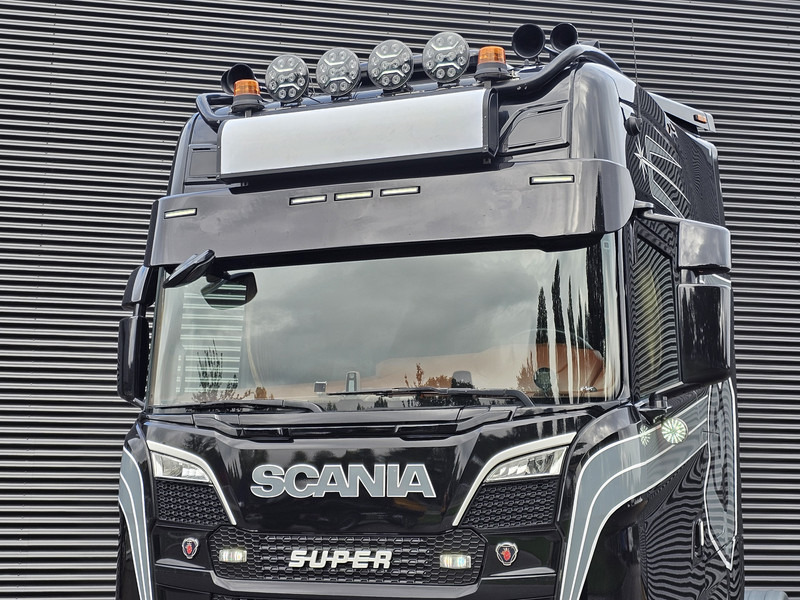 Scania S580 V8 / 4x2 / FULL AIR / RETARDER - Dragbil: bild 3 Scania S580 V8 / 4x2 / FULL AIR / RETARDER - Dragbil: bild 3