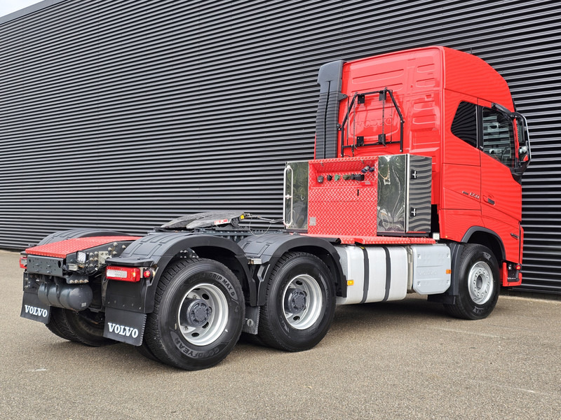 Volvo FH 16 650 / 6x4 BOOGIE / HYDRAULIC / RETARDER / 100T - Dragbil: bild 2 Volvo FH 16 650 / 6x4 BOOGIE / HYDRAULIC / RETARDER / 100T - Dragbil: bild 2