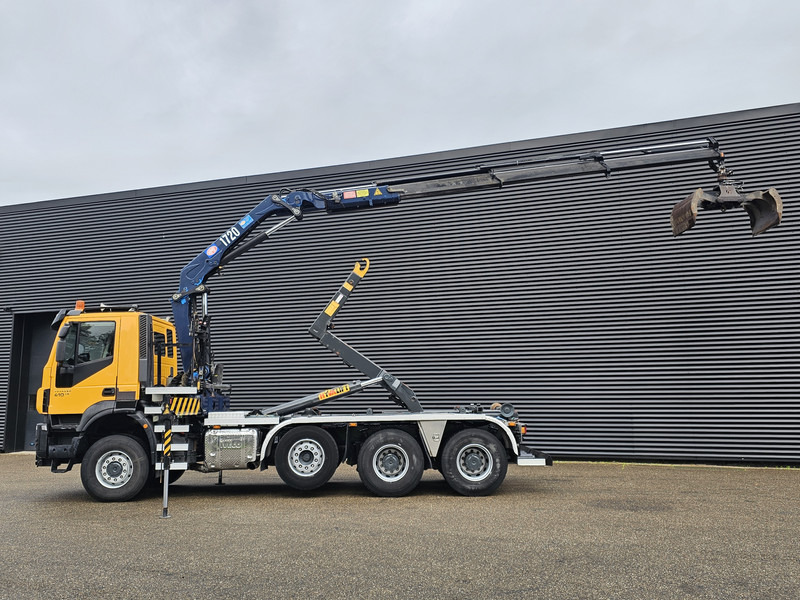 Iveco TRAKKER 380 8X6 / EURO 6 / CRANE + HOOKLIFT - Lastväxlare lastbil, Kranbil: bild 3 Iveco TRAKKER 380 8X6 / EURO 6 / CRANE + HOOKLIFT - Lastväxlare lastbil, Kranbil: bild 3