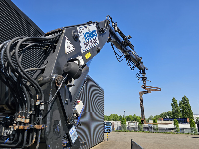 MAN TGS 26.360 / 6X2-4 BL / KENNIS ROLLER CRANE / KRAN - Flakbil, Kranbil: bild 2 MAN TGS 26.360 / 6X2-4 BL / KENNIS ROLLER CRANE / KRAN - Flakbil, Kranbil: bild 2
