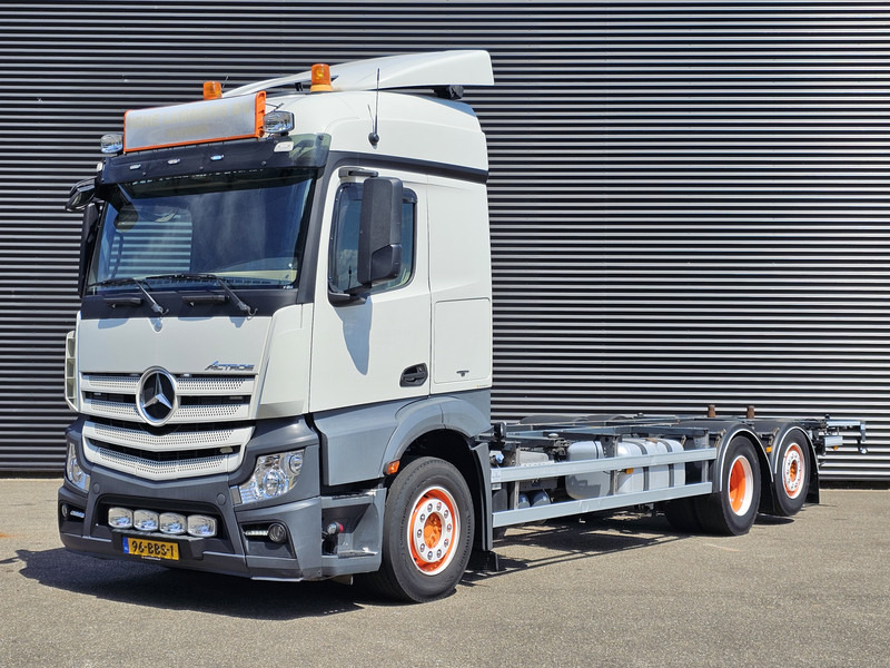 Mercedes-Benz ACTROS 2640 6x2-4 / NL TRUCK - Containerbil/ Växelflak lastbil: bild 1 Mercedes-Benz ACTROS 2640 6x2-4 / NL TRUCK - Containerbil/ Växelflak lastbil: bild 1