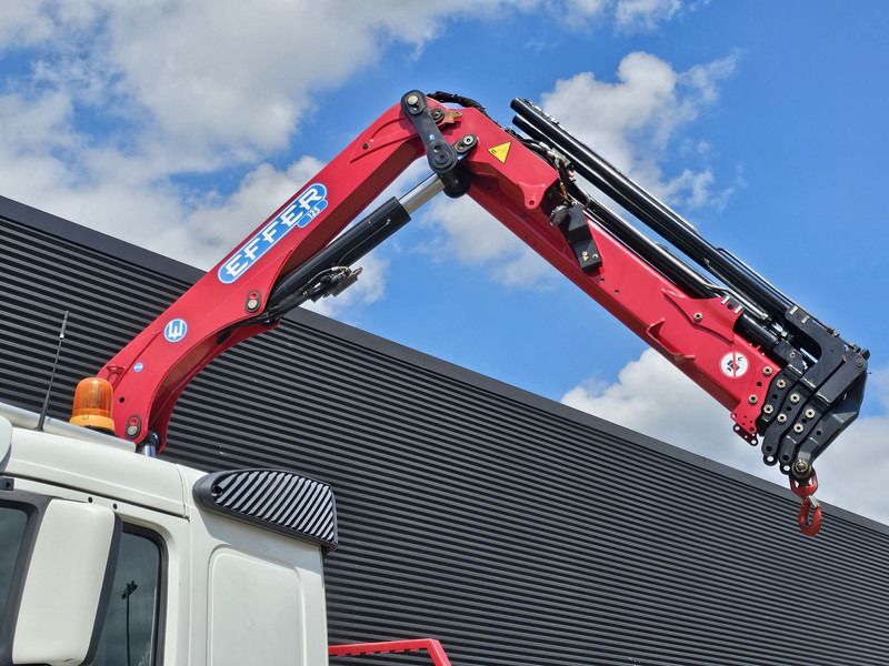 Volvo FM 330 4x2 / EFFER 12.5 t/m CRANE / KRAN - Flakbil, Kranbil: bild 5 Volvo FM 330 4x2 / EFFER 12.5 t/m CRANE / KRAN - Flakbil, Kranbil: bild 5