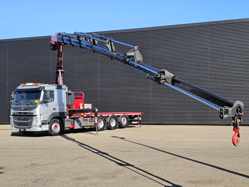 Volvo FM 460 8x4-4 / FASSI 36.5 t/m -8 x EXTENSION + WINCH - Flakbil, Kranbil: bild 3 Volvo FM 460 8x4-4 / FASSI 36.5 t/m -8 x EXTENSION + WINCH - Flakbil, Kranbil: bild 3