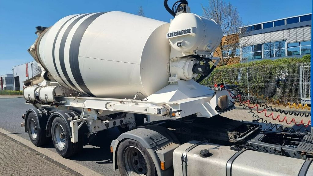 Müller-Mitteltal 2 Achs Betonmischauflieger Liebherr - Betongtrailer: bild 1 Müller-Mitteltal 2 Achs Betonmischauflieger Liebherr - Betongtrailer: bild 1
