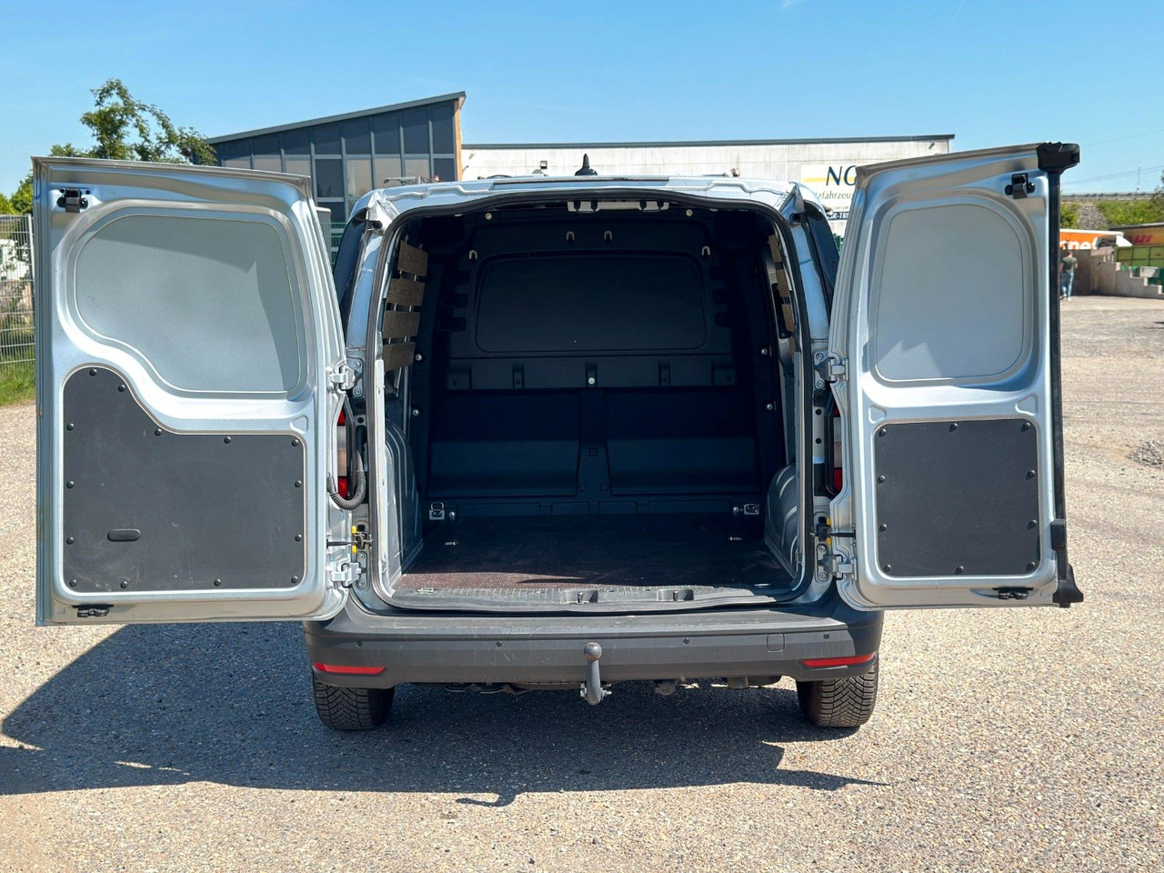 Volkswagen Caddy 4x2 | Klima | AHK | PDC | Spurhalteass. - Persontransport: bild 5 Volkswagen Caddy 4x2 | Klima | AHK | PDC | Spurhalteass. - Persontransport: bild 5