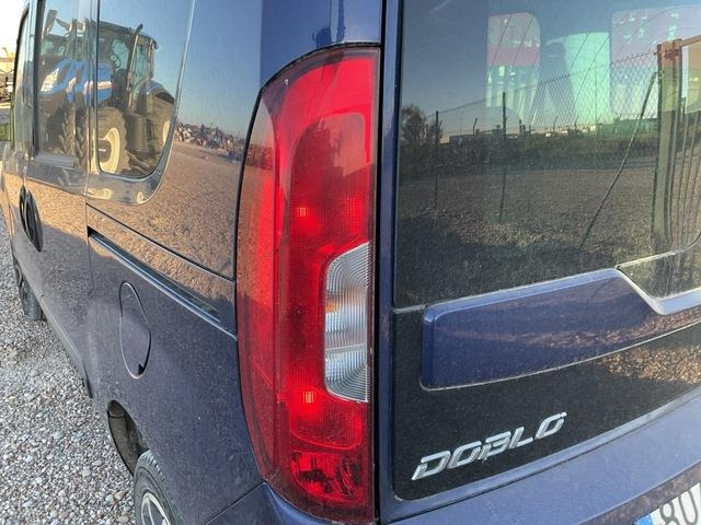 Personbil Fiat Doblo: bild 17