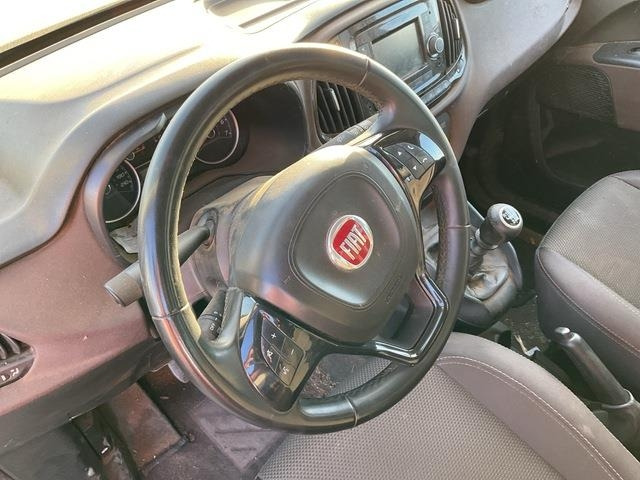Personbil Fiat Doblo: bild 23