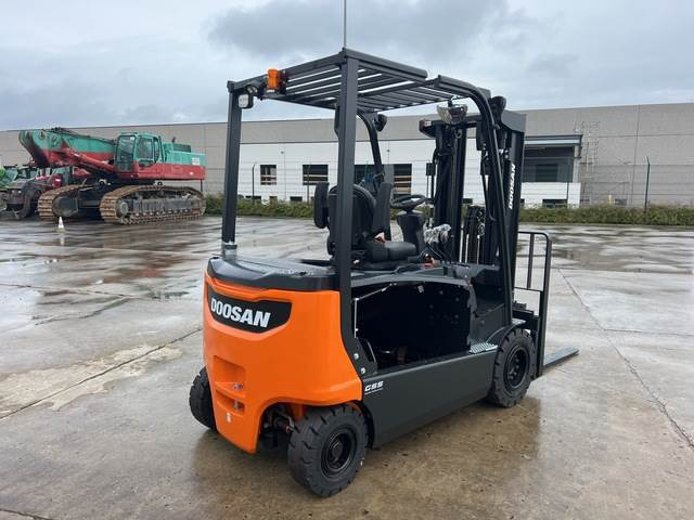 Doosan B30X-7 PLUS - Eltruck: bild 3 Doosan B30X-7 PLUS - Eltruck: bild 3
