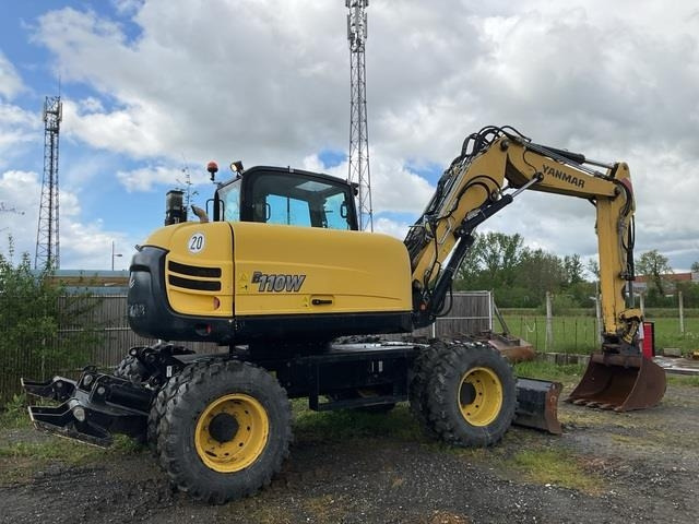 Yanmar B110W - Grävmaskin på däck: bild 3 Yanmar B110W - Grävmaskin på däck: bild 3