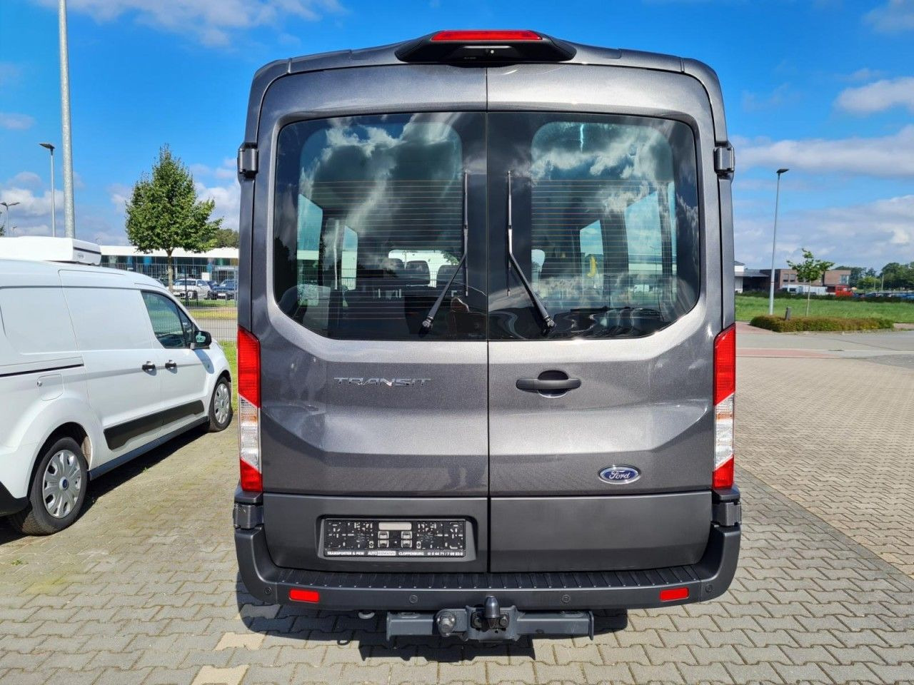 Ford Transit 350 Kombi L3 Trend 8 Sitze KAMERA AHK - Persontransport: bild 4 Ford Transit 350 Kombi L3 Trend 8 Sitze KAMERA AHK - Persontransport: bild 4