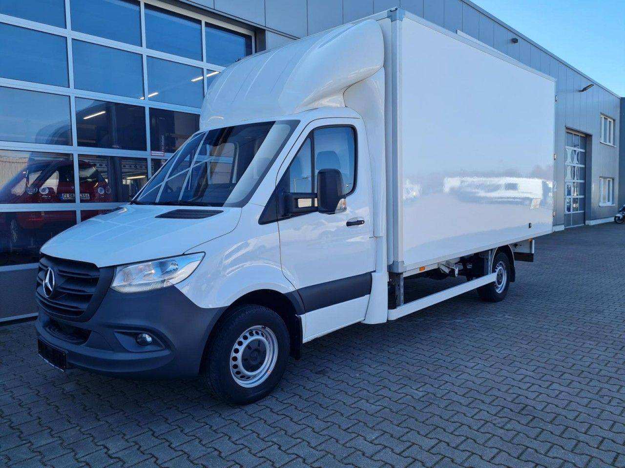 Mercedes-Benz Sprinter 315 CDi RWD Koffer LBW KLIMA TEMPOMAT - Volymskåp: bild 3 Mercedes-Benz Sprinter 315 CDi RWD Koffer LBW KLIMA TEMPOMAT - Volymskåp: bild 3