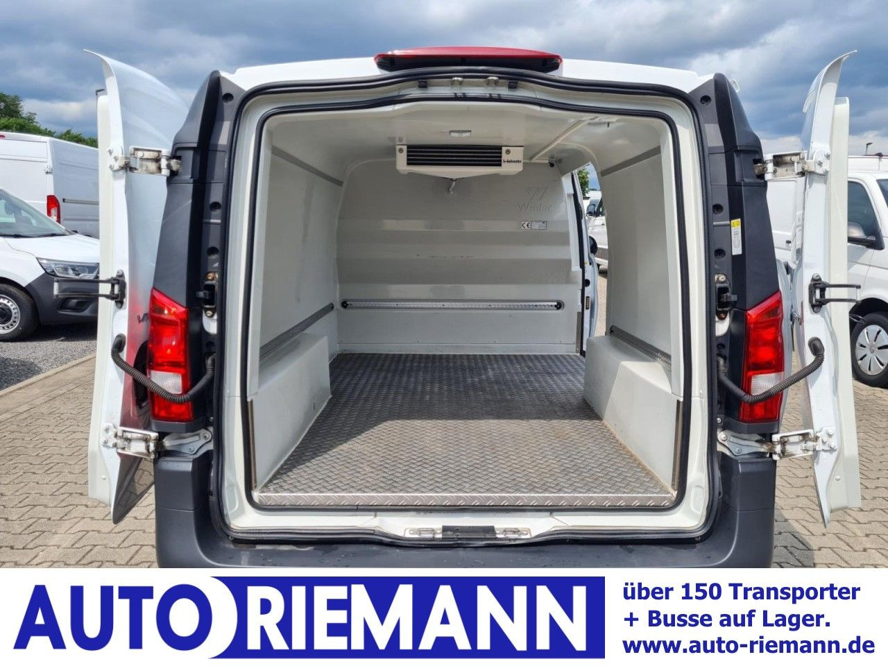 Mercedes-Benz Vito 116 Cdi Kühlkasten lang Stand/Fahrkühl HEIZ - Kylbil: bild 1 Mercedes-Benz Vito 116 Cdi Kühlkasten lang Stand/Fahrkühl HEIZ - Kylbil: bild 1