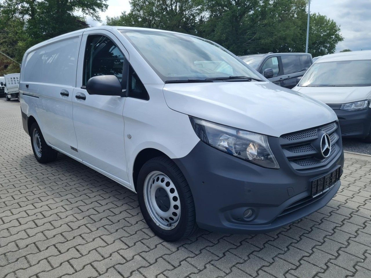 Mercedes-Benz Vito 116 Cdi Kühlkasten lang Stand/Fahrkühl HEIZ - Kylbil: bild 4 Mercedes-Benz Vito 116 Cdi Kühlkasten lang Stand/Fahrkühl HEIZ - Kylbil: bild 4
