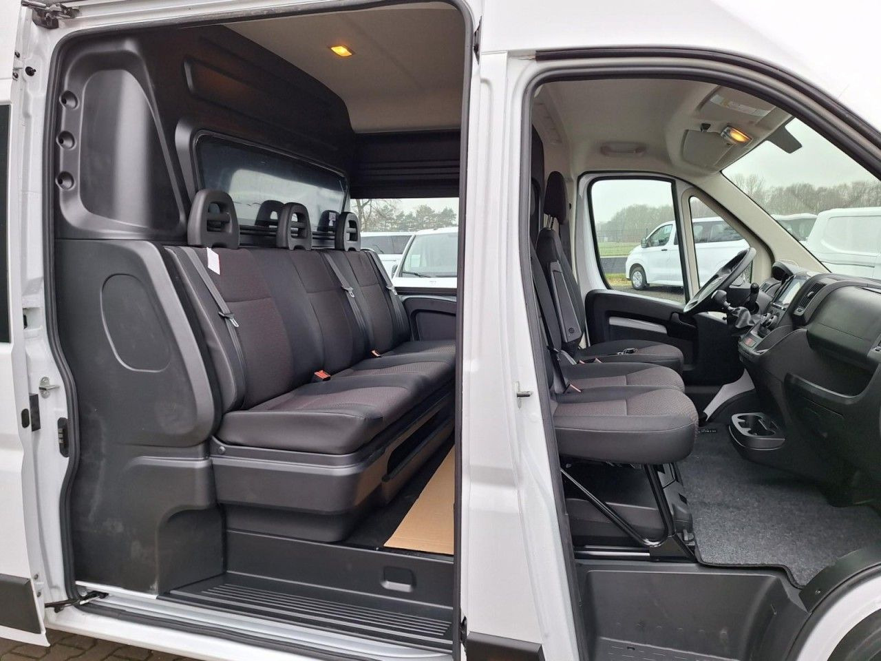 Opel Movano 35 Cargo L4 Doka 6-Sitze verstärkt PDC - Skåpbil, Dubbelhytt transportbil: bild 4 Opel Movano 35 Cargo L4 Doka 6-Sitze verstärkt PDC - Skåpbil, Dubbelhytt transportbil: bild 4