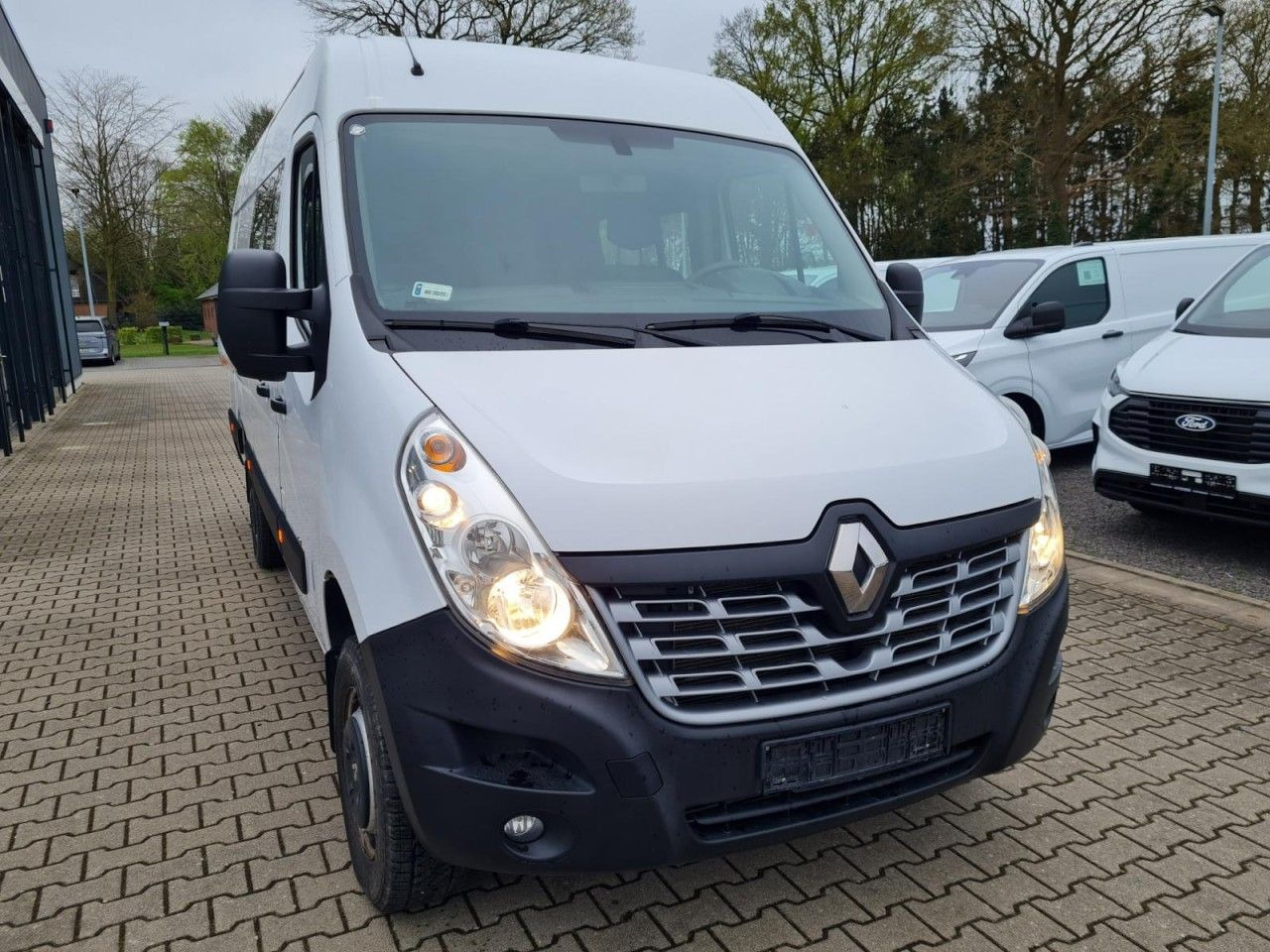 Renault Master 35 Kasten LR Doka 6-Sitze 4x4 Allrad AHK - Skåpbil, Dubbelhytt transportbil: bild 2 Renault Master 35 Kasten LR Doka 6-Sitze 4x4 Allrad AHK - Skåpbil, Dubbelhytt transportbil: bild 2