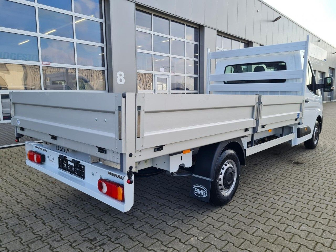 Renault Master New 35 Pritsche lang KLIMA KOMFORT TEMPOM - Transportbil med flak: bild 4 Renault Master New 35 Pritsche lang KLIMA KOMFORT TEMPOM - Transportbil med flak: bild 4
