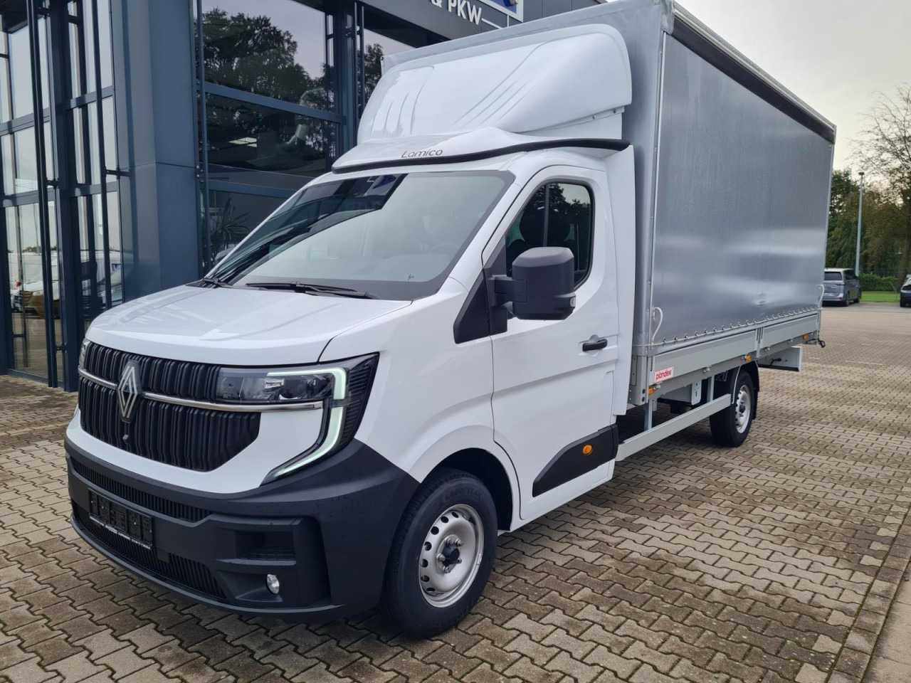 Renault Master Pritsche Schiebe Plane 10 Pal. LUFTFEDERUNG - Transportbil med kapell: bild 2 Renault Master Pritsche Schiebe Plane 10 Pal. LUFTFEDERUNG - Transportbil med kapell: bild 2