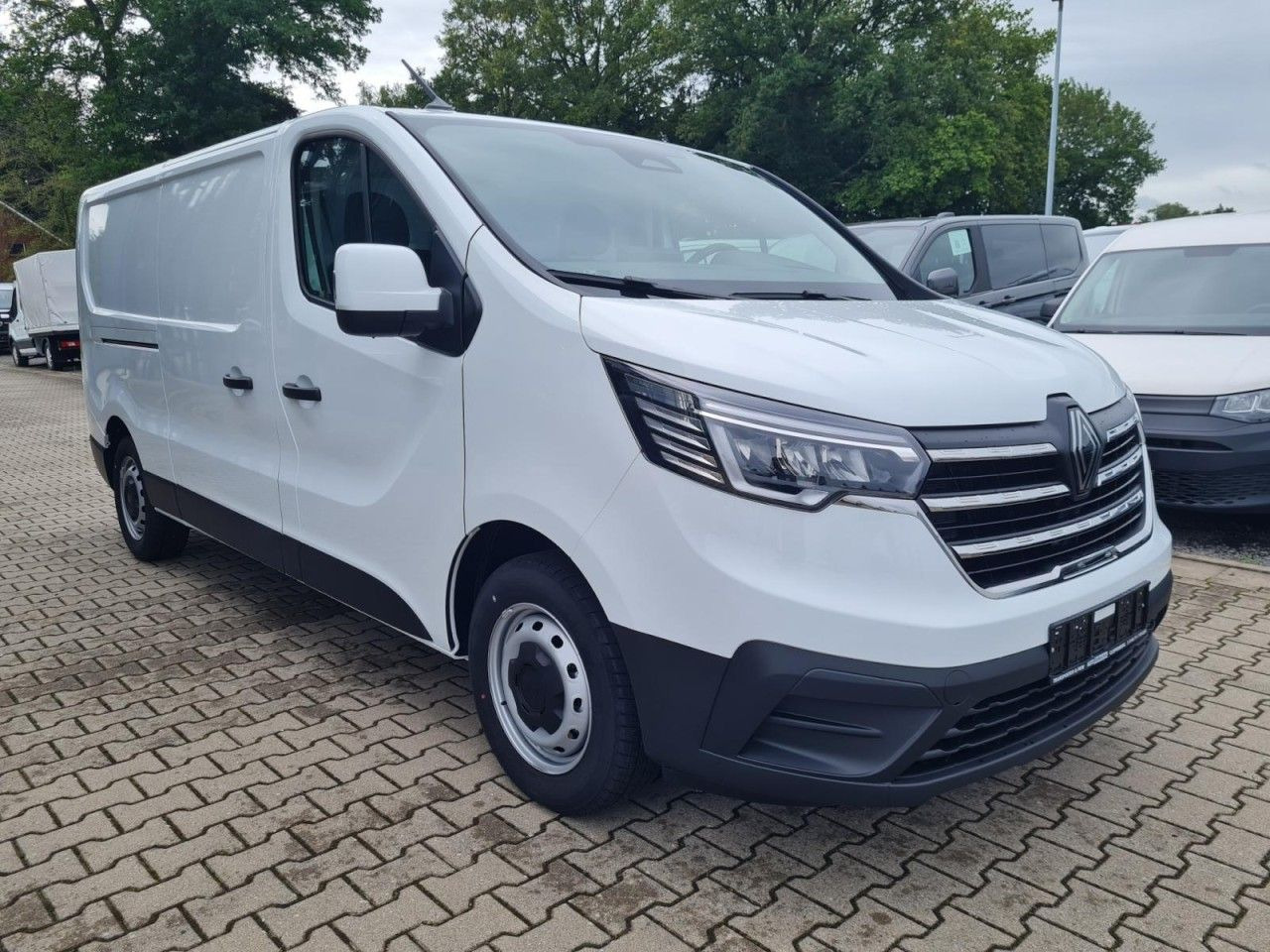 Renault Trafic Kühlkasten 3.0t L2 KLIMA LED NAVI_APP TEM - Kylbil: bild 3 Renault Trafic Kühlkasten 3.0t L2 KLIMA LED NAVI_APP TEM - Kylbil: bild 3