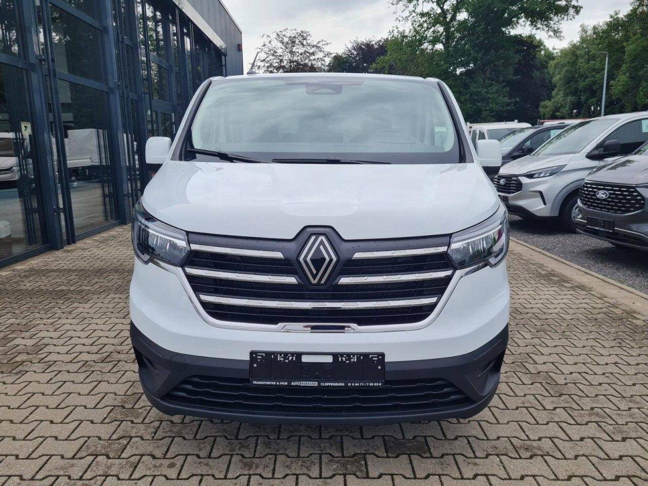 Renault Trafic Kühlkasten 3.0t L2 KLIMA LED NAVI_APP TEM - Kylbil: bild 2 Renault Trafic Kühlkasten 3.0t L2 KLIMA LED NAVI_APP TEM - Kylbil: bild 2