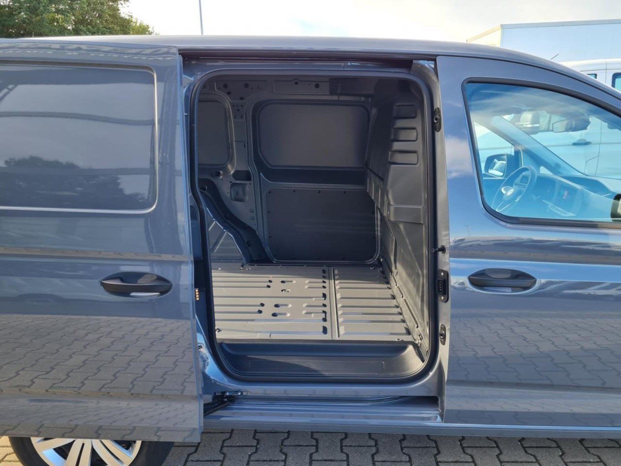 Volkswagen Caddy Kasten Cargo TDI Maxi PDC KLIMA TEMPOMAT - Små skåpbil: bild 5 Volkswagen Caddy Kasten Cargo TDI Maxi PDC KLIMA TEMPOMAT - Små skåpbil: bild 5