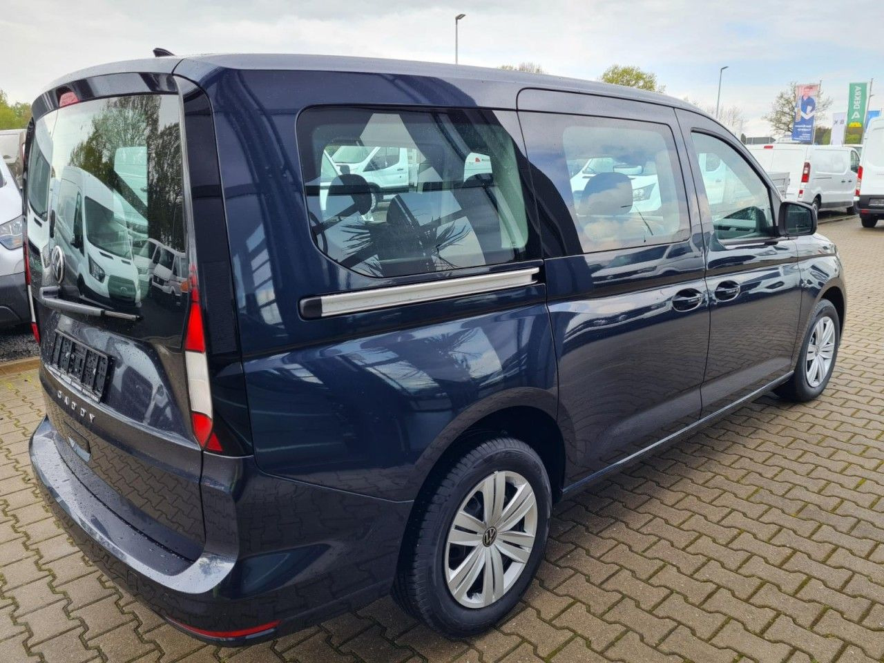 Volkswagen Caddy Maxi Kombi 7-Sitze 1.5 TSI DSG NAVI/APP TE - Personbil: bild 3 Volkswagen Caddy Maxi Kombi 7-Sitze 1.5 TSI DSG NAVI/APP TE - Personbil: bild 3