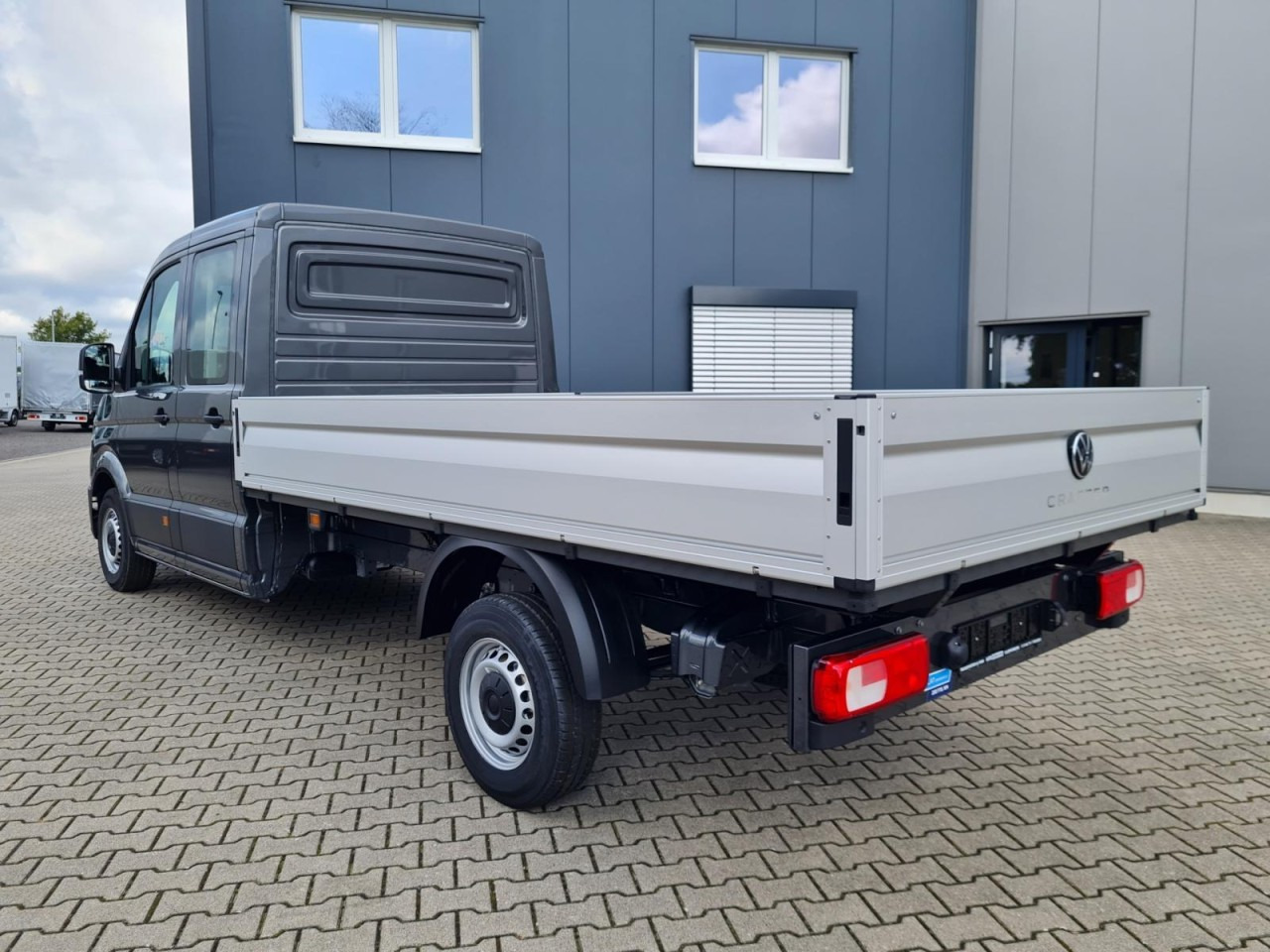 Volkswagen Crafter 35 Doka 7-Sitze MAXI L4 KLIMA TEMPOMAT - Transportbil med flak, Dubbelhytt transportbil: bild 4 Volkswagen Crafter 35 Doka 7-Sitze MAXI L4 KLIMA TEMPOMAT - Transportbil med flak, Dubbelhytt transportbil: bild 4