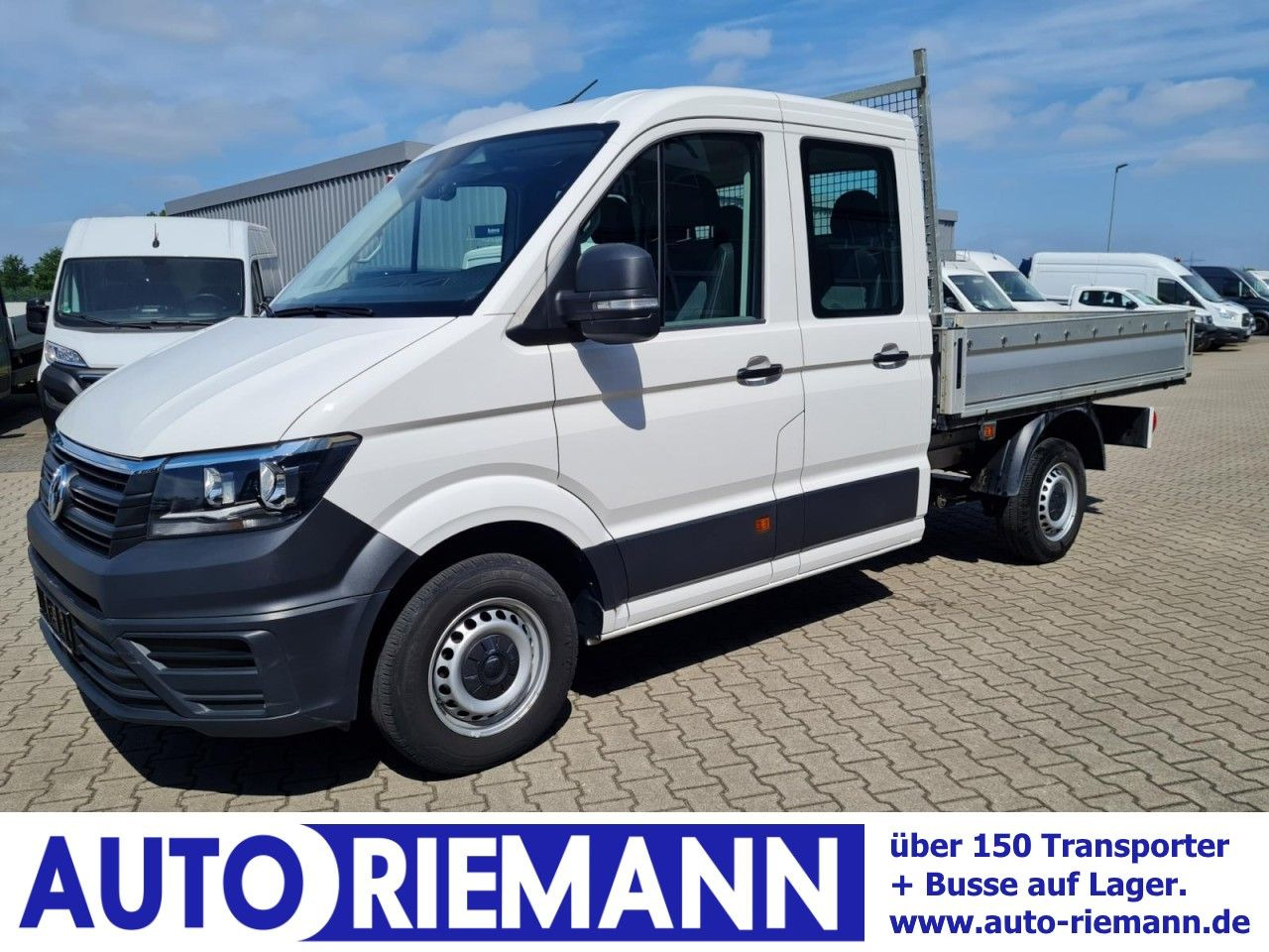 Volkswagen Crafter 35 Doka MR 7-Sitze AHK KLIMA KOMFORT - Transportbil med flak: bild 1 Volkswagen Crafter 35 Doka MR 7-Sitze AHK KLIMA KOMFORT - Transportbil med flak: bild 1
