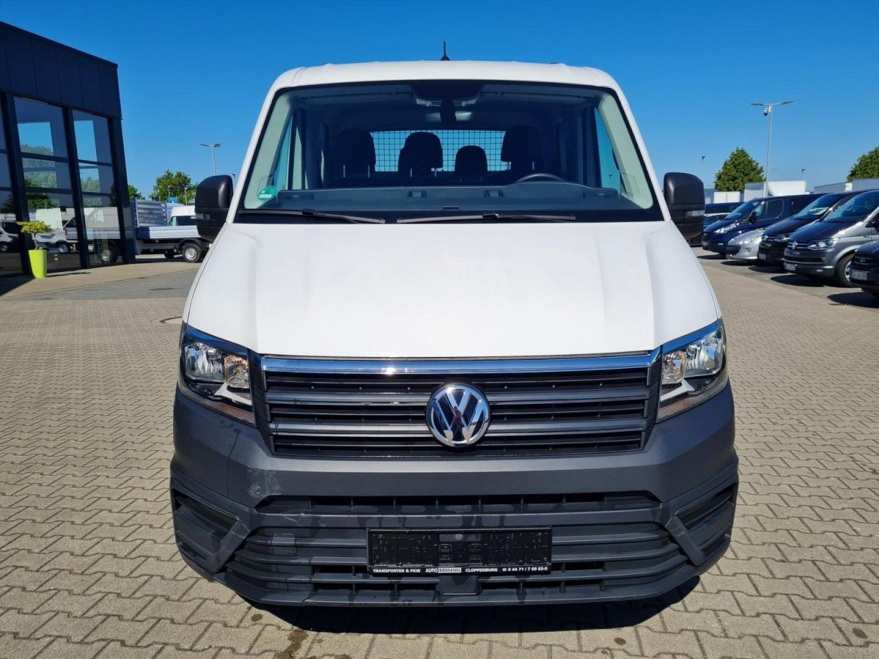 Volkswagen Crafter 35 Doka MR 7-Sitze AHK KLIMA KOMFORT - Transportbil med flak: bild 2 Volkswagen Crafter 35 Doka MR 7-Sitze AHK KLIMA KOMFORT - Transportbil med flak: bild 2