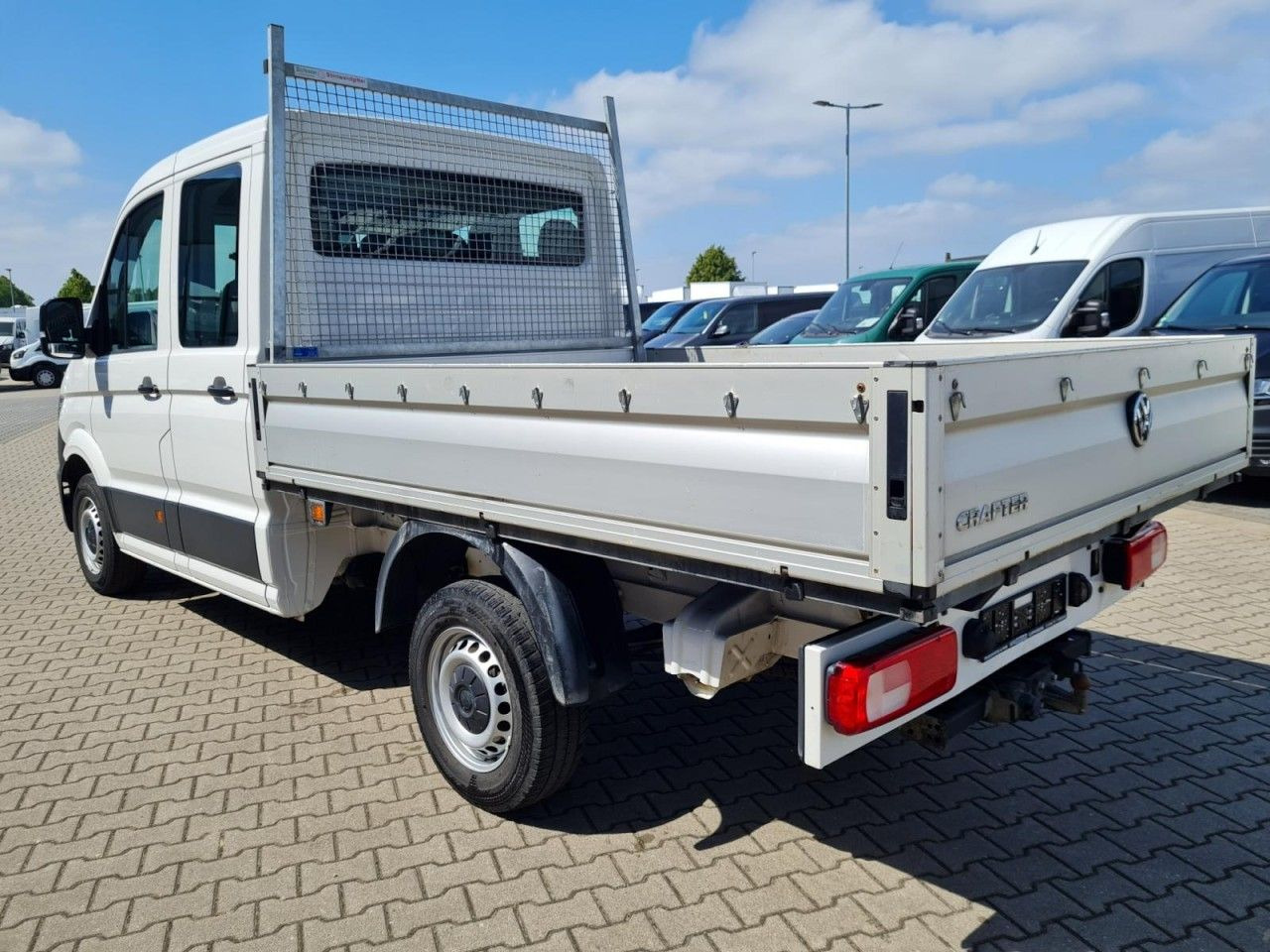 Volkswagen Crafter 35 Doka MR 7-Sitze AHK KLIMA KOMFORT - Transportbil med flak: bild 4 Volkswagen Crafter 35 Doka MR 7-Sitze AHK KLIMA KOMFORT - Transportbil med flak: bild 4