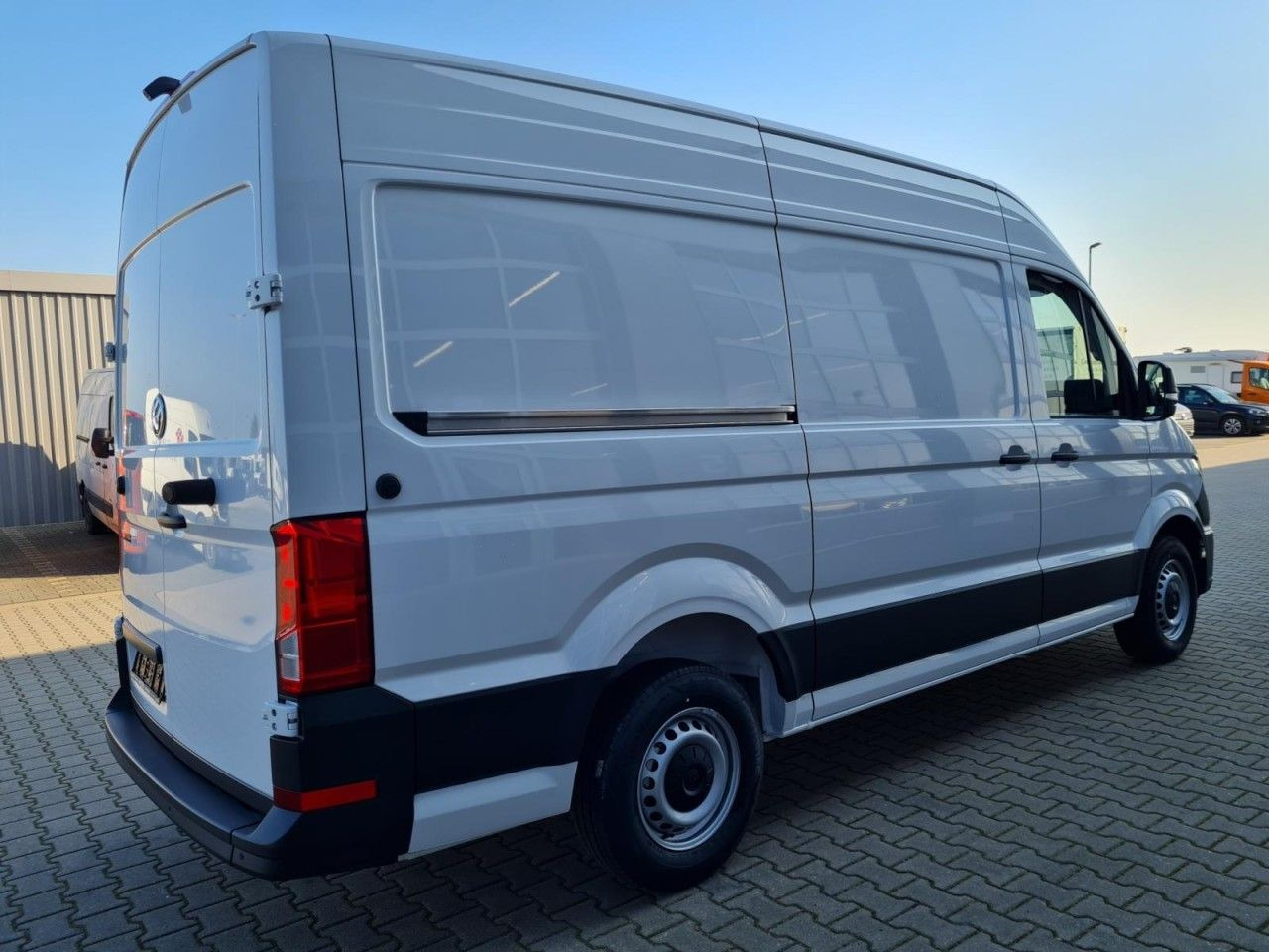 Volkswagen Crafter 35 Kasten MR L3H3 AG KLIMA KAMERA NAVI_A - Skåpbil: bild 4 Volkswagen Crafter 35 Kasten MR L3H3 AG KLIMA KAMERA NAVI_A - Skåpbil: bild 4