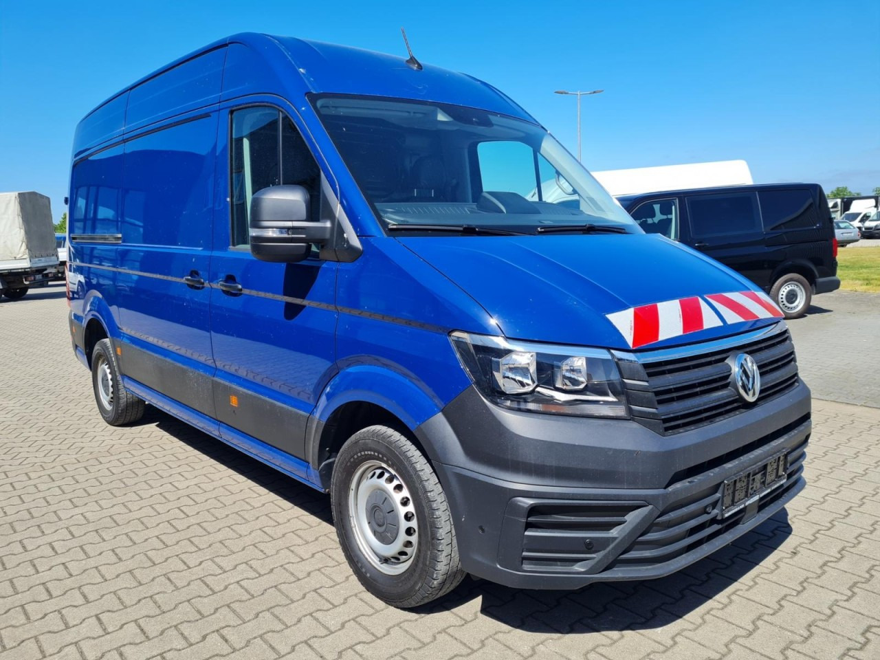 Volkswagen Crafter 35 Kasten MR L3H3 RWD AHK KAMERA NAVI TACHO - Skåpbil: bild 3 Volkswagen Crafter 35 Kasten MR L3H3 RWD AHK KAMERA NAVI TACHO - Skåpbil: bild 3