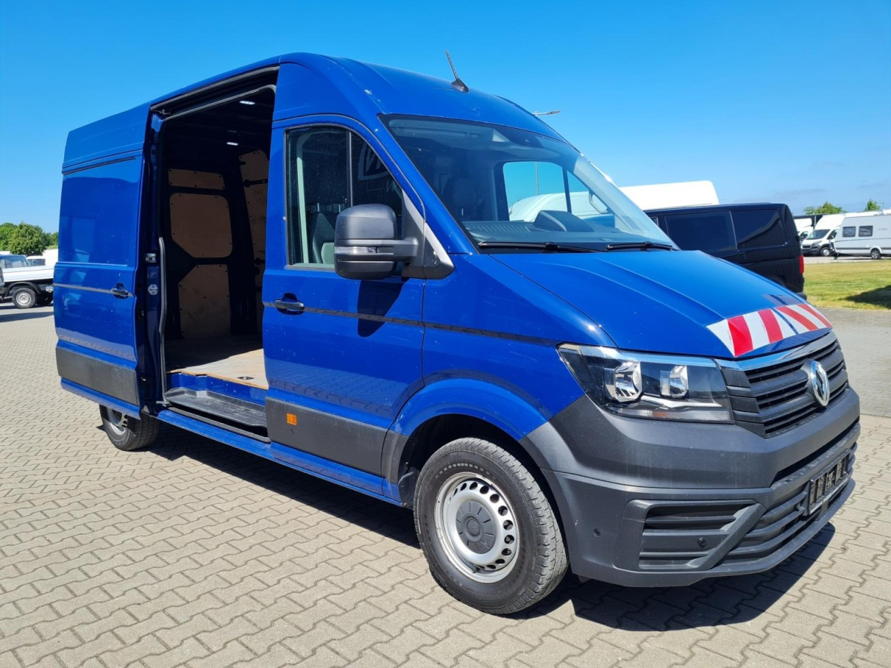 Volkswagen Crafter 35 Kasten MR L3H3 RWD AHK KAMERA NAVI TACHO - Skåpbil: bild 5 Volkswagen Crafter 35 Kasten MR L3H3 RWD AHK KAMERA NAVI TACHO - Skåpbil: bild 5