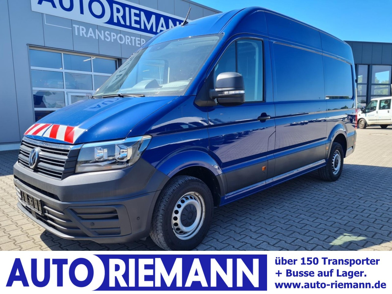 Volkswagen Crafter 35 Kasten MR L3H3 RWD AHK KAMERA NAVI TACHO - Skåpbil: bild 1 Volkswagen Crafter 35 Kasten MR L3H3 RWD AHK KAMERA NAVI TACHO - Skåpbil: bild 1