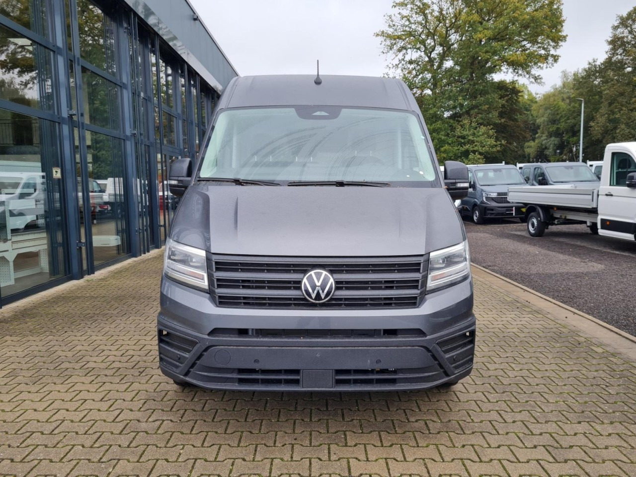Volkswagen Crafter 35 Kasten Maxi L4H3 AG LED TEMPOMAT - Skåpbil: bild 2 Volkswagen Crafter 35 Kasten Maxi L4H3 AG LED TEMPOMAT - Skåpbil: bild 2