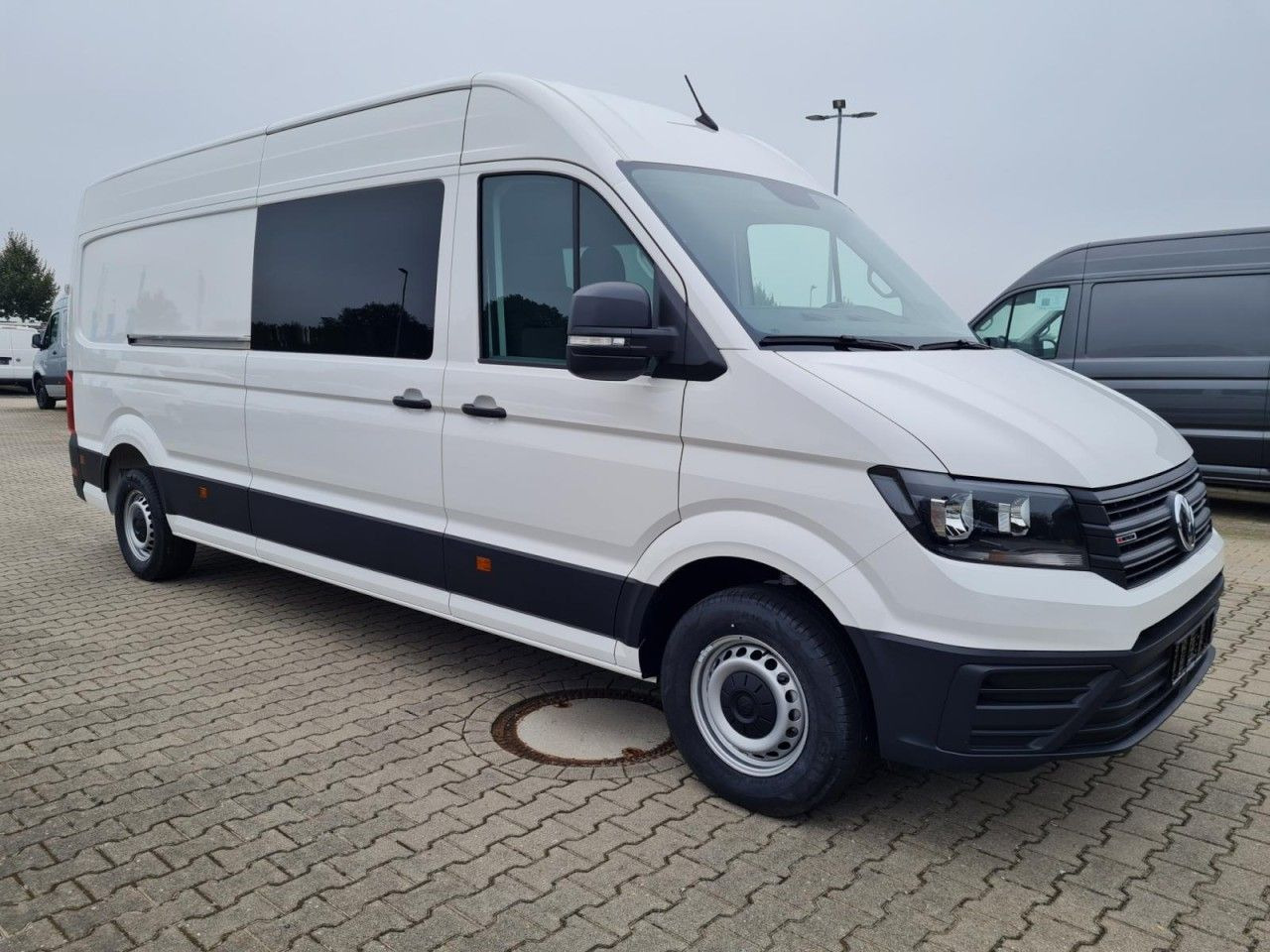 Volkswagen Crafter 35 Kasten Plus 4MOTION Doka Mixto L4H3 - Skåpbil, Dubbelhytt transportbil: bild 3 Volkswagen Crafter 35 Kasten Plus 4MOTION Doka Mixto L4H3 - Skåpbil, Dubbelhytt transportbil: bild 3