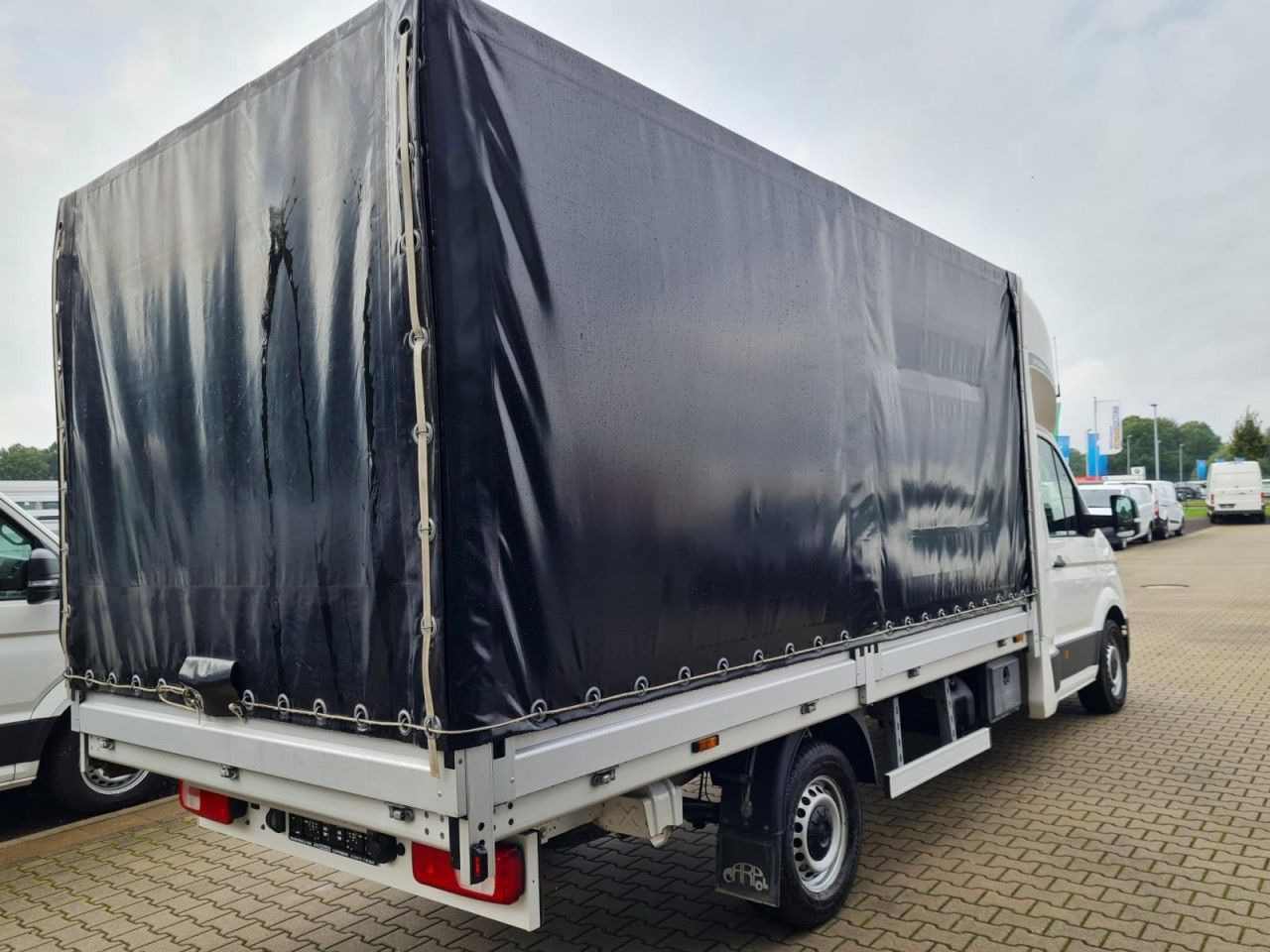 Volkswagen Crafter 35 Pritsche Schlafkabine LED TEMPOMAT - Transportbil med kapell: bild 4 Volkswagen Crafter 35 Pritsche Schlafkabine LED TEMPOMAT - Transportbil med kapell: bild 4